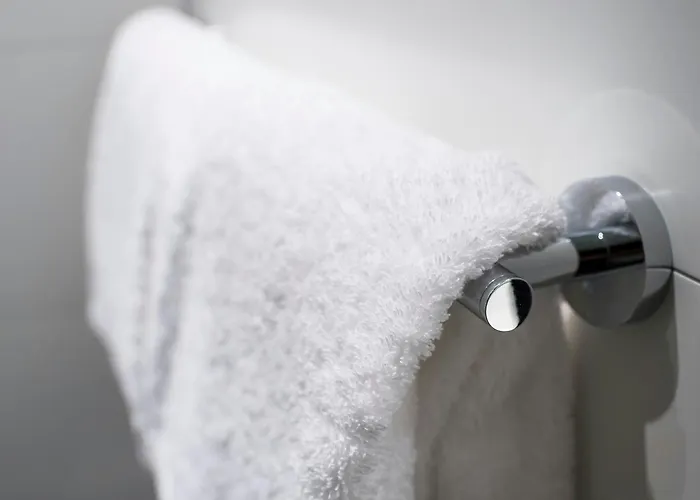 One Amsterdam-waterlooplein 3* Amsterdam