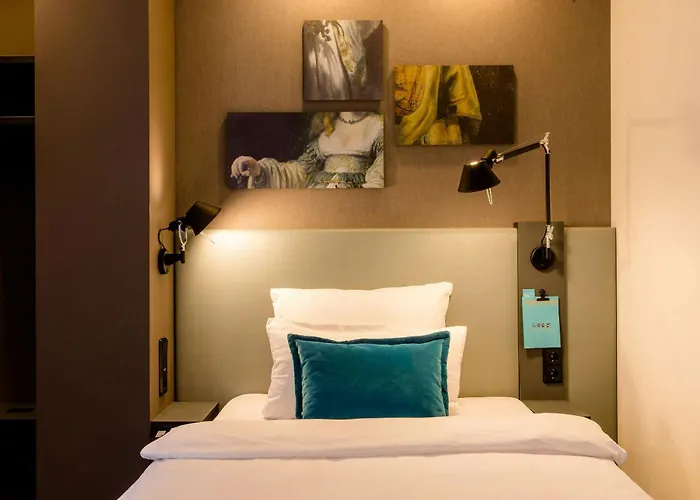 One Amsterdam-waterlooplein Hotel 3*
