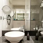 Otel One Amsterdam-waterlooplein 3*