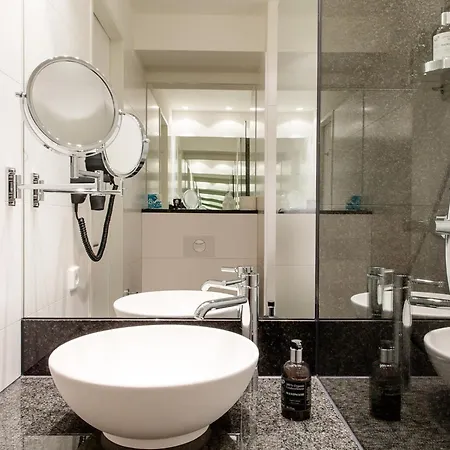 Hotel One Amsterdam-waterlooplein