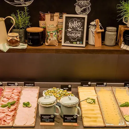 One Amsterdam-waterlooplein