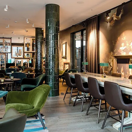 One Amsterdam-waterlooplein Amsterdam