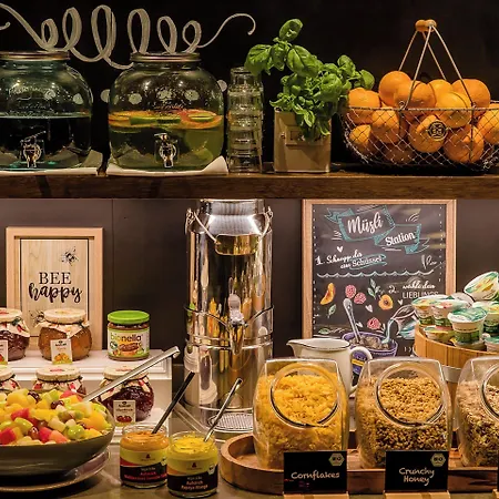 Hotel One Amsterdam-waterlooplein Amsterdam