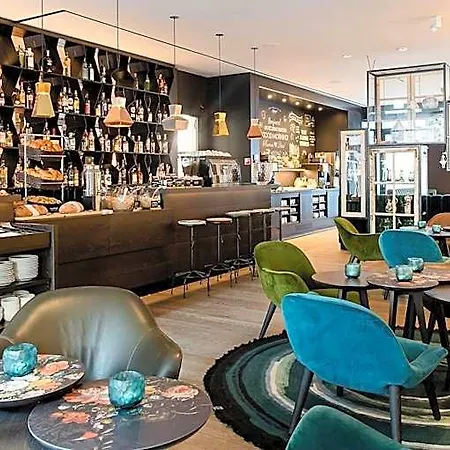 Otel One Amsterdam-waterlooplein 3*