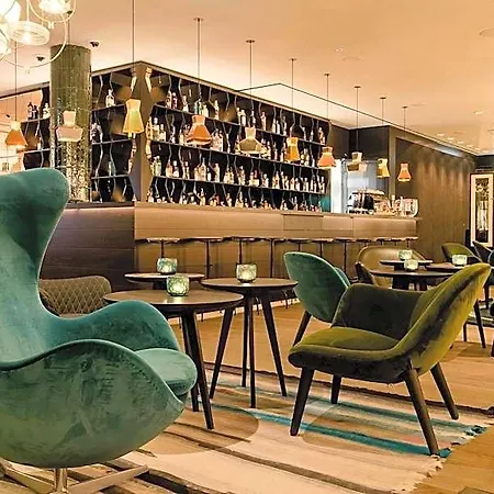 One Amsterdam-waterlooplein 3* Amsterdam