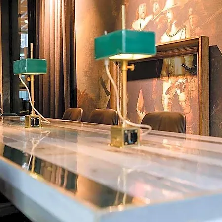 One Amsterdam-waterlooplein 3* Amsterdam