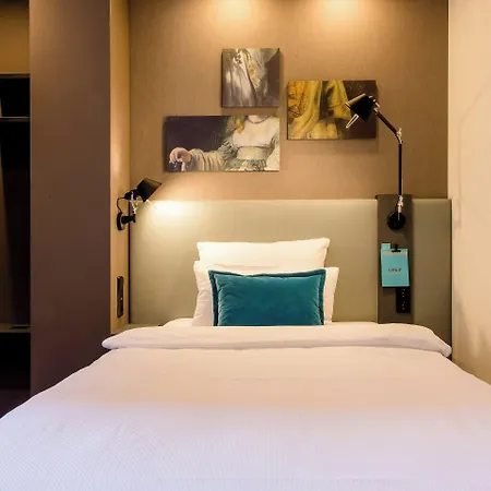 Otel One Amsterdam-waterlooplein