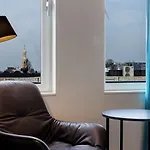 One Amsterdam-waterlooplein 3* Amsterdam