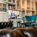 One Amsterdam-waterlooplein 3* Amsterdam