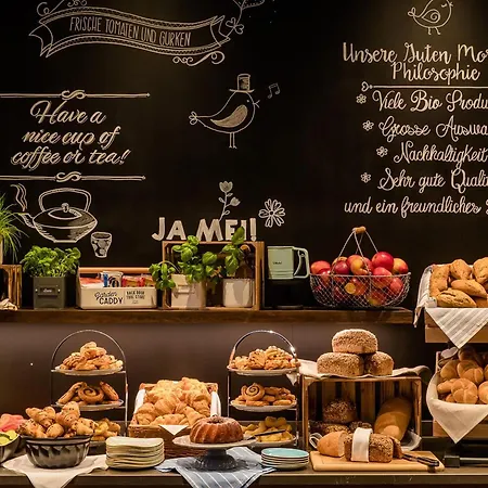 One Amsterdam-waterlooplein Otel